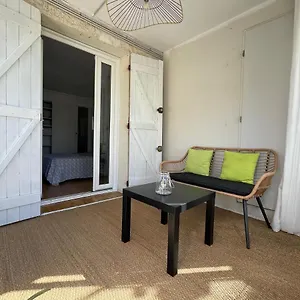 Appartement Rez De - Porte Des Calanques, Ensues-la-Redonne